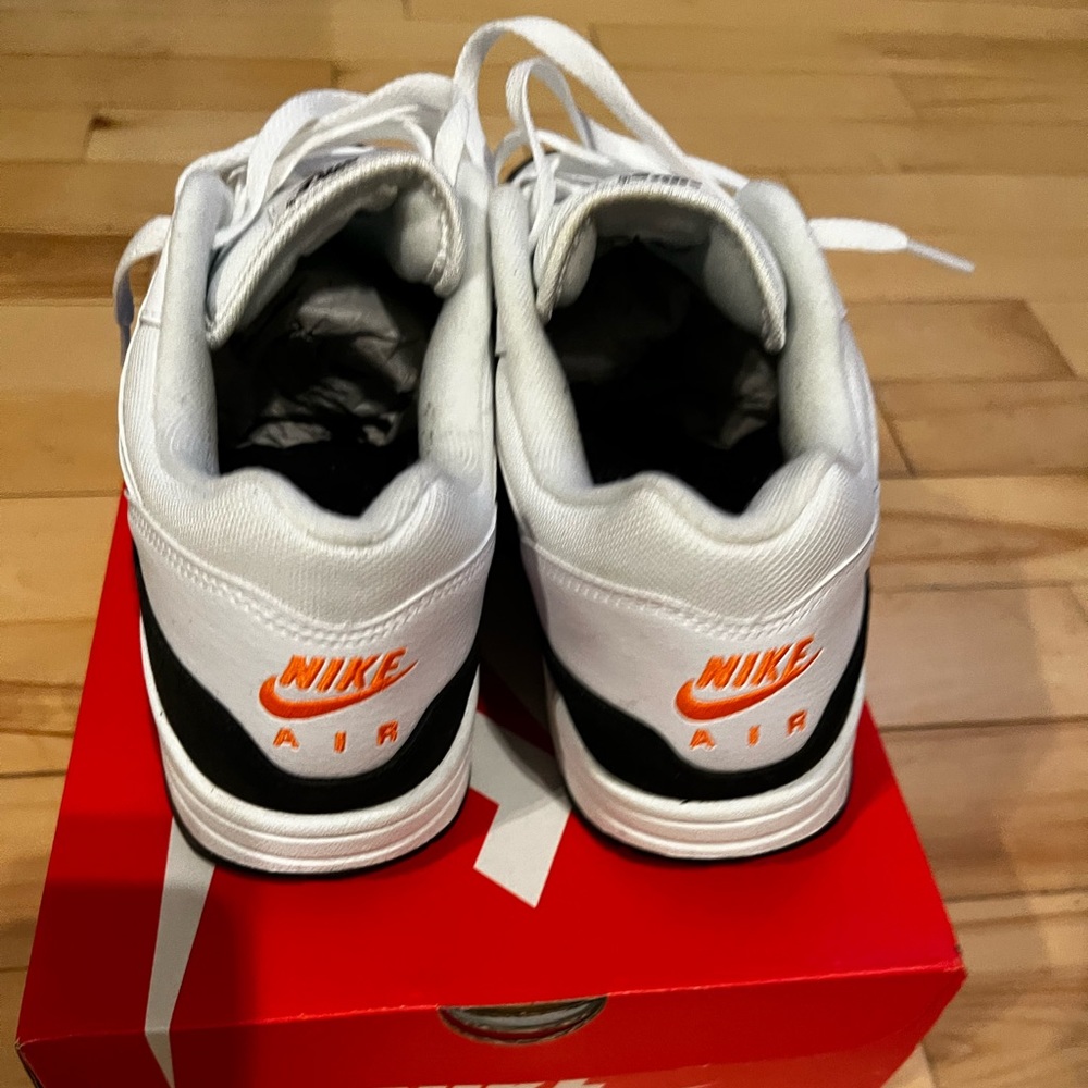Nike Air Max - Picture 2 of 5